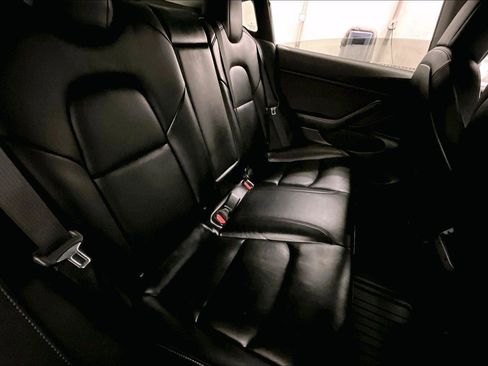 Used 2018 Tesla Model 3 Performance image 26