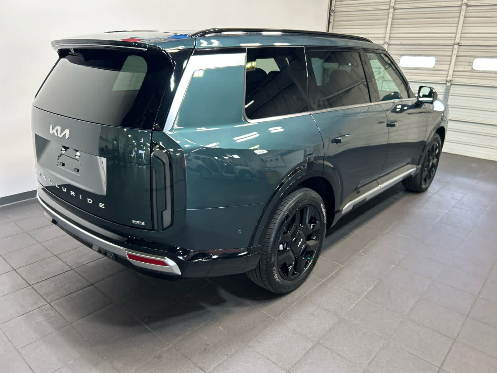 New 2027 Kia Telluride SX Prestige AWD/4WD image 3