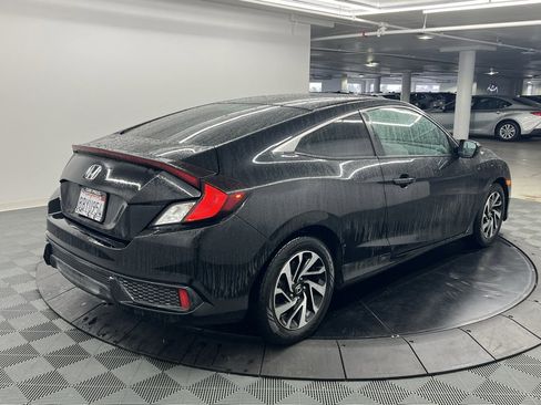 Used 2018 Honda Civic LX image 4
