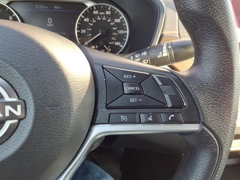 Used 2024 Nissan Altima 2.5 SV image 16