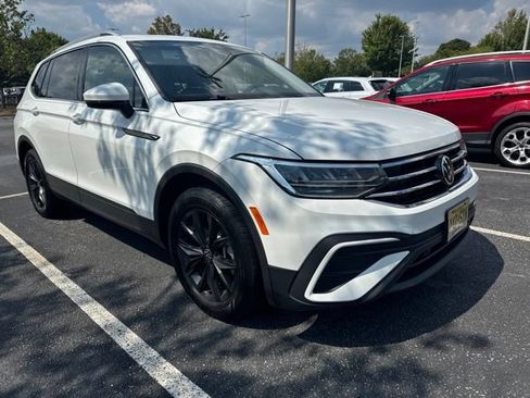 Certified 2024 Volkswagen Tiguan SE AWD/4WD image 5