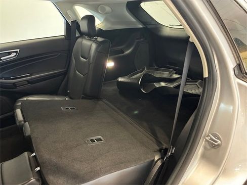 Used 2019 Ford Edge Titanium w/ Equipment Group 301A image 20
