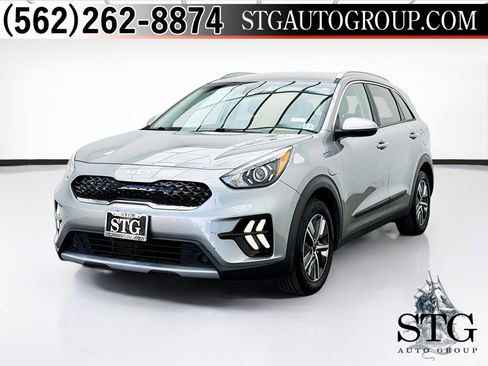 Used 2022 Kia Niro LXS image 1