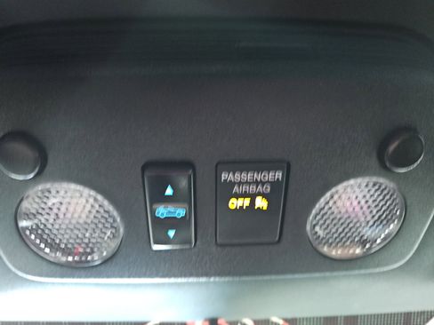 Used 2019 Ford Mustang Premium image 20