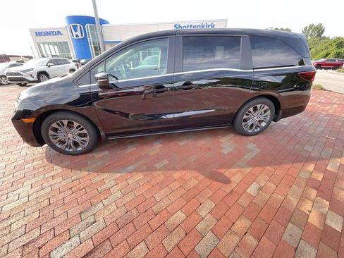 Used 2025 Honda Odyssey Touring image 24