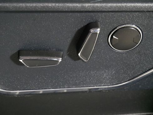 Used 2021 Ford F150 Lariat AWD/4WD image 20