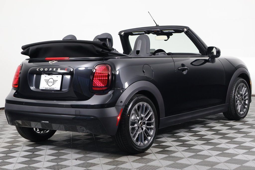New 2026 MINI Cooper S FWD image 3