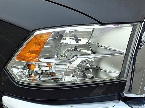 Used 2018 RAM 2500 SLT w/ Snow Chief Group image 30