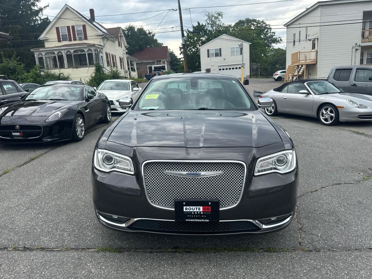 Used 2019 Chrysler 300 Limited AWD/4WD image 3