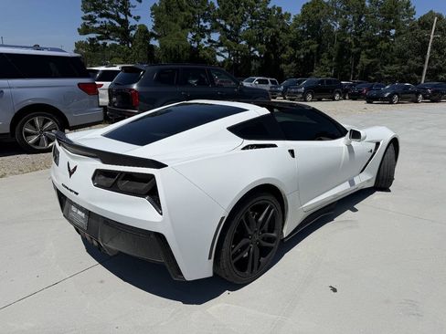 Used 2017 Chevrolet Corvette Stingray Coupe RWD image 25