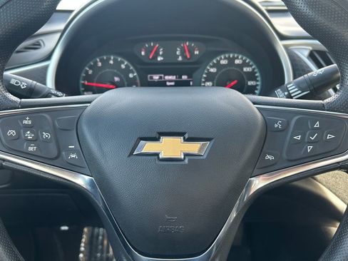 Used 2023 Chevrolet Malibu LT image 11