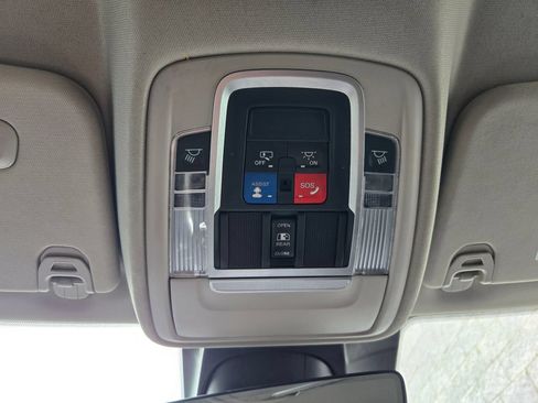 Used 2022 RAM 1500 Laramie AWD/4WD image 24