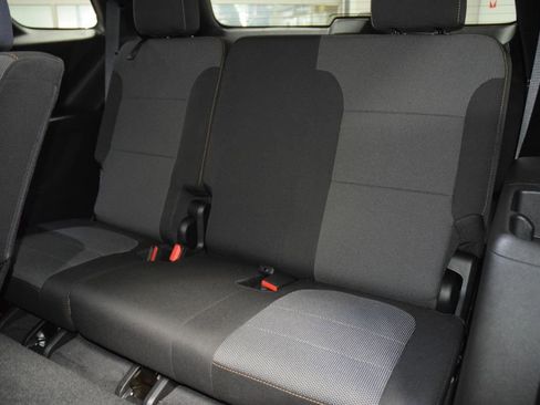 Used 2020 Chevrolet Traverse LS AWD/4WD image 40