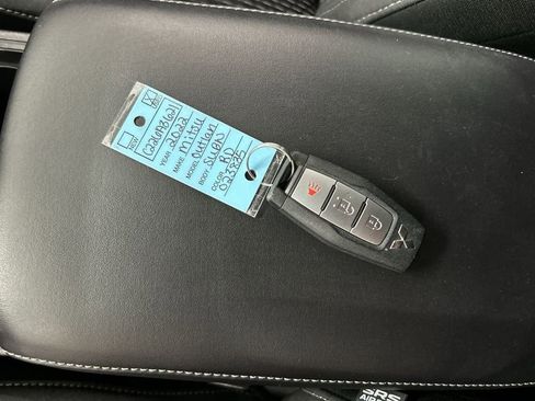 Used 2022 Mitsubishi Outlander ES AWD/4WD image 12