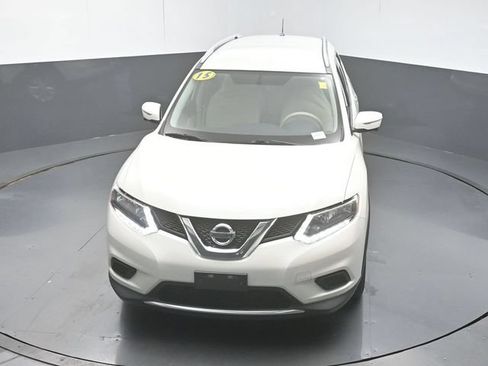 Used 2015 Nissan Rogue SV w/ SV Premium Package FWD image 64