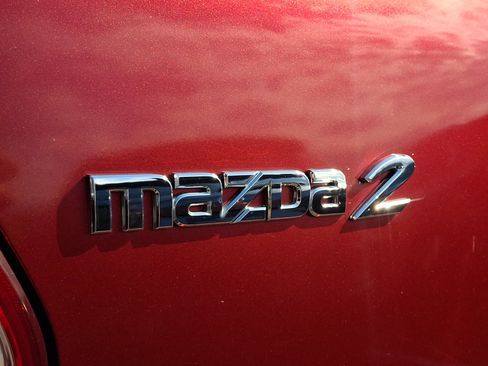 Used 2014 MAZDA MAZDA2 Sport FWD image 30