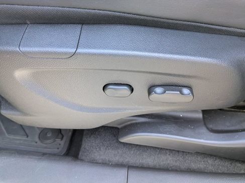 Used 2020 Buick Encore Preferred FWD image 21