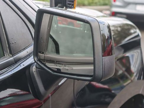 Used 2020 Chevrolet Silverado 1500 LT Trail Boss w/ Midnight Edition image 18