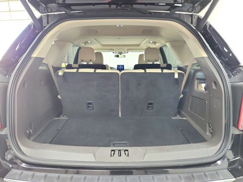 Used 2023 Ford Explorer Platinum w/ Technology Package image 48