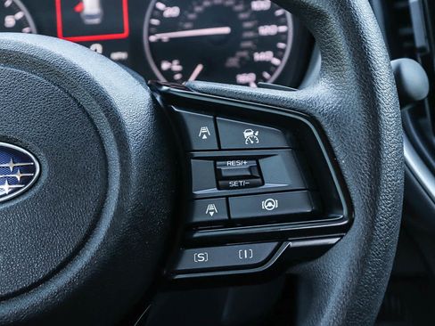 Used 2024 Subaru Crosstrek 2.0i Premium image 14