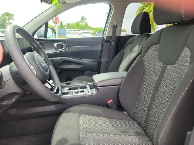 Certified 2024 Kia Sorento LX FWD image 21