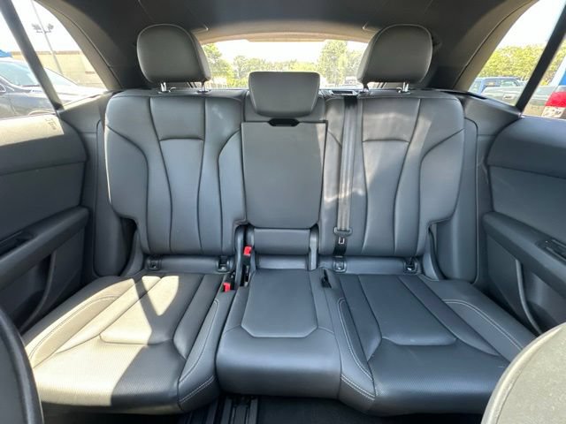 Used 2019 Audi Q8 Premium Plus AWD/4WD image 17