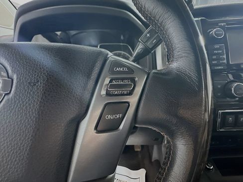 Used 2018 Nissan Titan Platinum Reserve AWD/4WD image 33