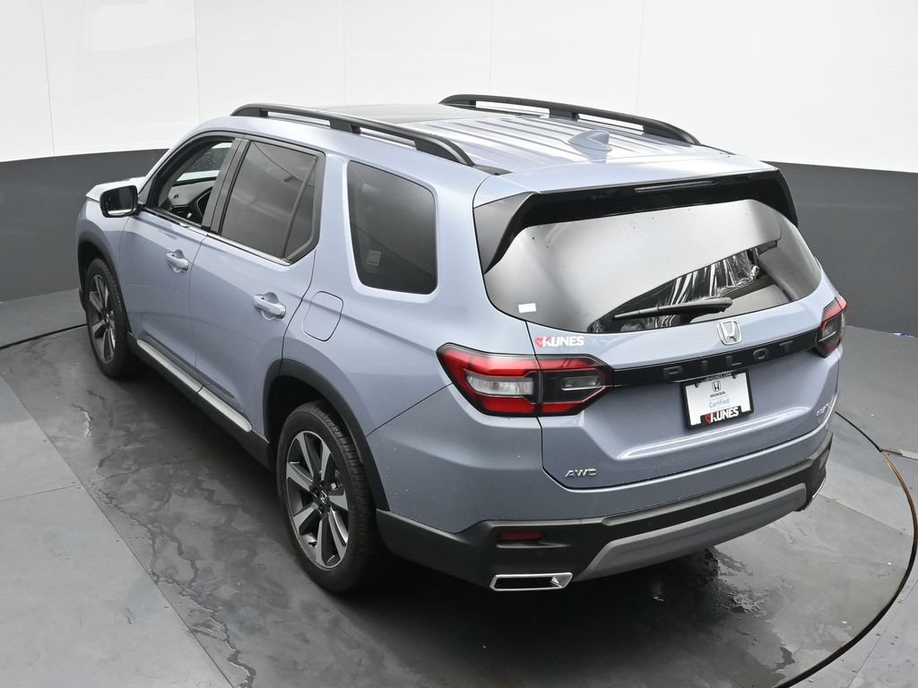 Used 2023 Honda Pilot Elite image 39
