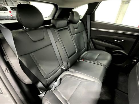 Used 2024 Hyundai Tucson Limited image 36