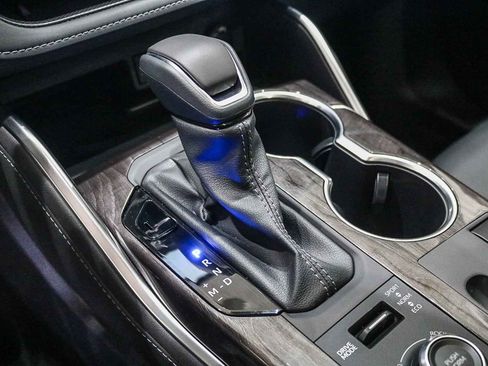 New 2026 Toyota Highlander Limited image 22