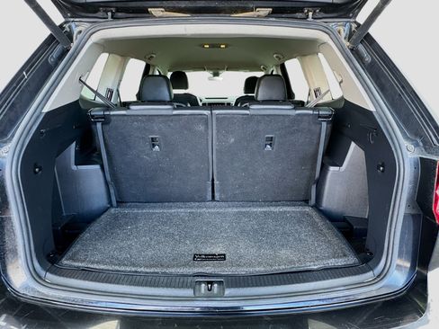Used 2019 Volkswagen Atlas SE w/ Towing Package AWD/4WD image 17