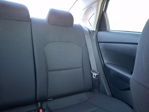 Used 2019 Kia Forte LXS FWD image 16