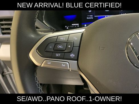 Used 2022 Volkswagen Taos SE w/ Panoramic Sunroof Package FWD image 34