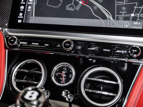 Certified 2024 Bentley Continental GT V8 AWD/4WD image 28