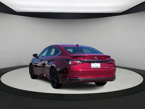 Used 2022 Lexus ES 300h F Sport w/ Accessory Package FWD image 6