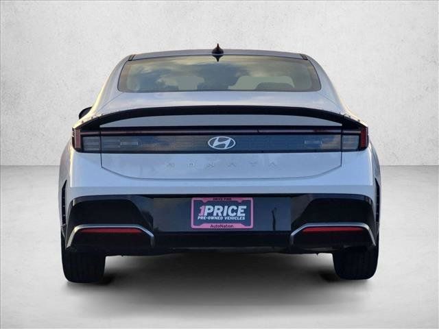 Used 2025 Hyundai Sonata SEL FWD image 7