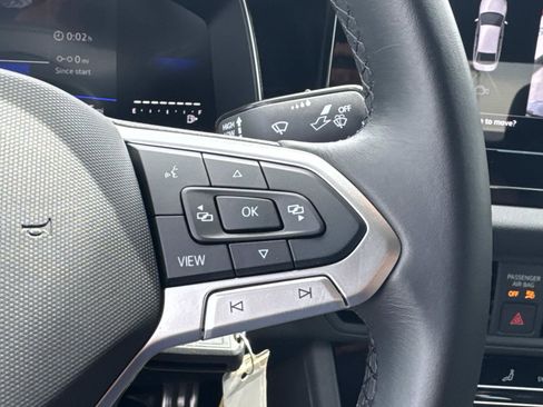 Certified 2025 Volkswagen Jetta Sport FWD image 29