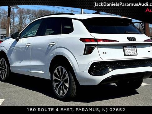 New 2026 Audi Q3 quattro 2.0T image 3