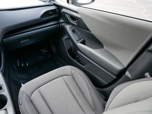 Certified 2025 Subaru Crosstrek 2.0i Premium image 11