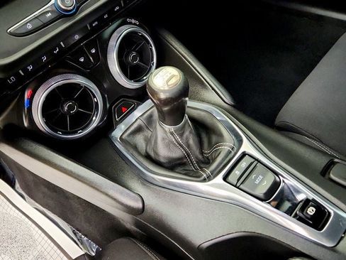 Used 2019 Chevrolet Camaro LT RWD image 16