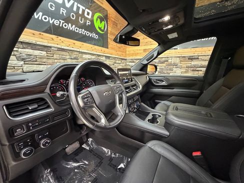 Used 2021 Chevrolet Tahoe Z71 w/ Rear Media and Nav Package AWD/4WD image 32