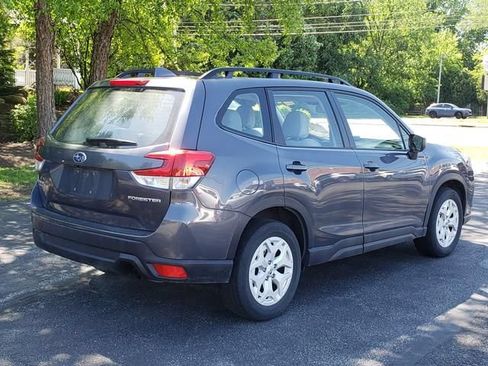 Used 2023 Subaru Forester AWD/4WD image 3