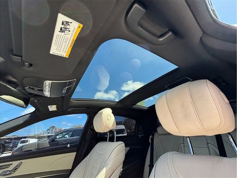 Used 2020 Mercedes-Benz S 560 Sedan image 39
