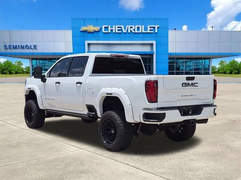 Used 2025 GMC Sierra 3500 Denali Ultimate AWD/4WD image 3