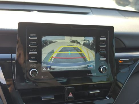 Used 2023 Toyota Camry SE w/ Convenience Package FWD image 19
