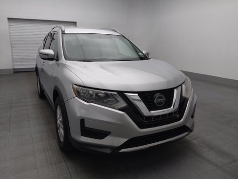 Used 2018 Nissan Rogue SV AWD/4WD image 14