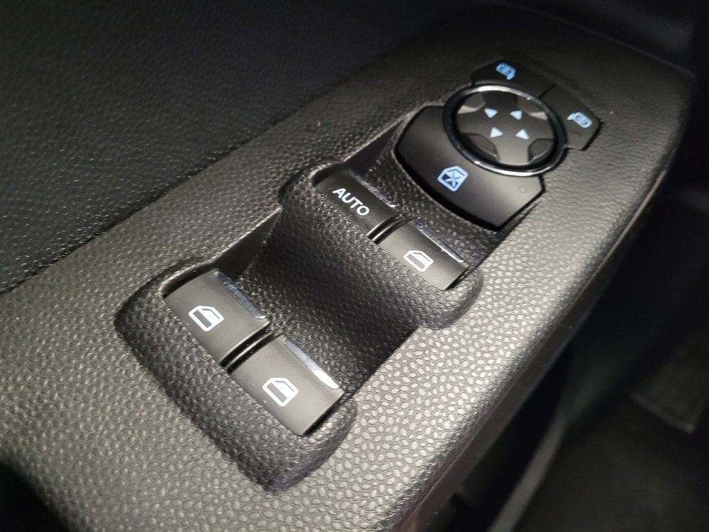 Used 2020 Ford EcoSport SE w/ SE Convenience Package FWD image 27