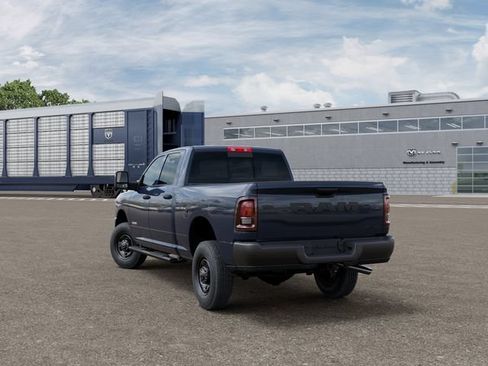 New 2026 RAM 2500 Warlock AWD/4WD image 4
