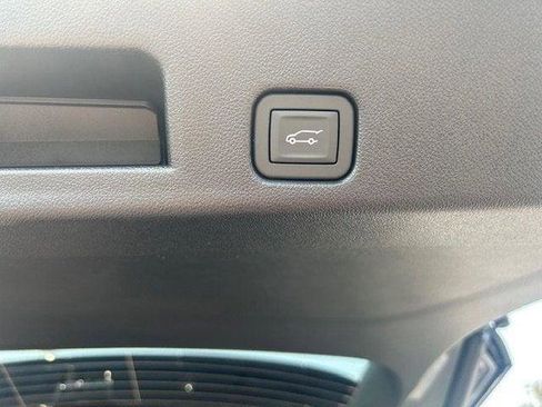 New 2026 Buick Enclave Preferred w/ Power Package image 7