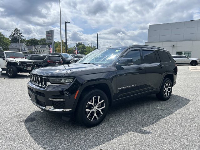 Used 2024 Jeep Grand Cherokee L Limited AWD/4WD image 7